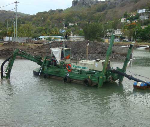 DESILTING WORKS AT PORT MATHURIN 2